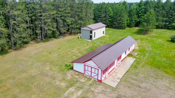 $390,000 | 4745 Judd Road, Gilbert, MN 55741
