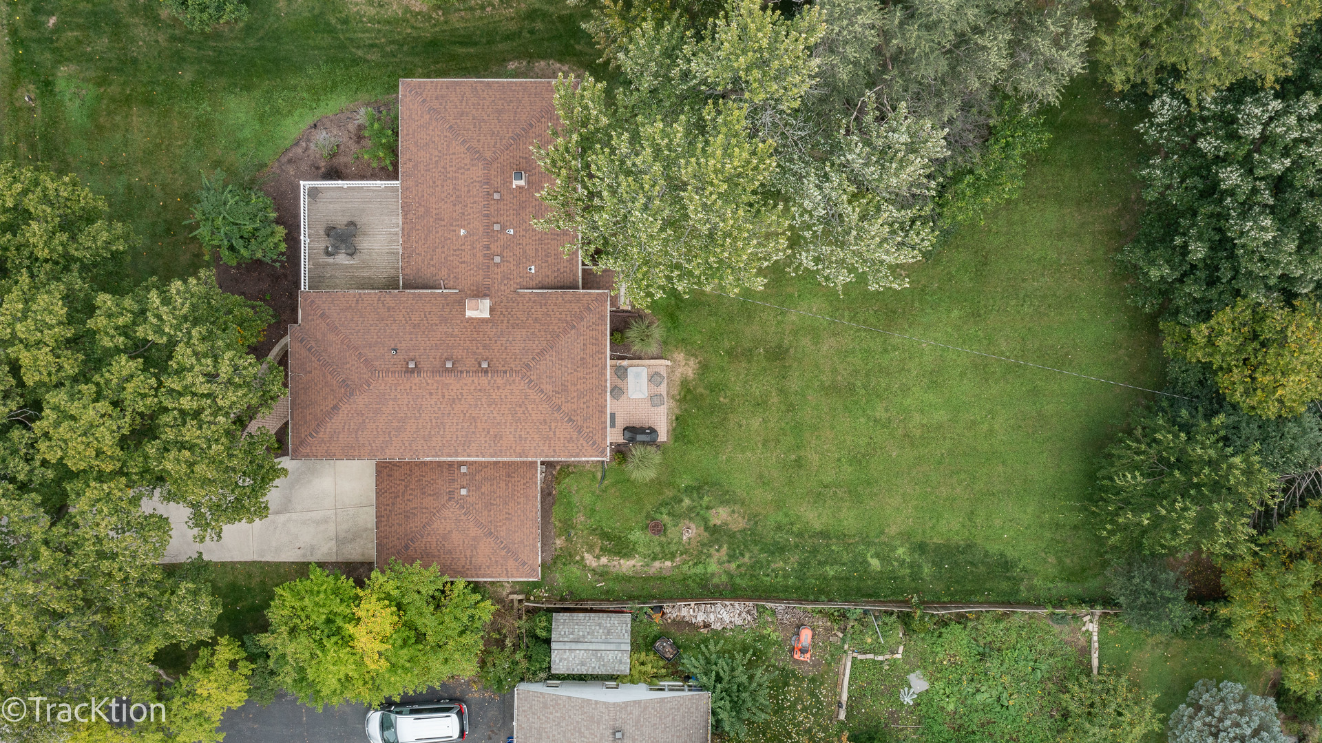 4609 Puffer Road Downers Grove, IL 60515 - Photo 3 of 35 an aerial view of a house with a yard