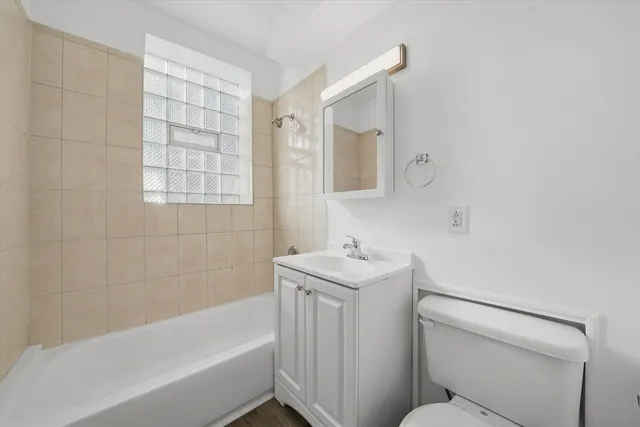 $175,000 | 3100 West Argyle Street, Unit G, Chicago, IL 60625