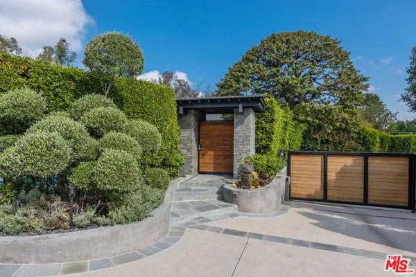 $23,000 | 3035 Lake Glen Drive, Beverly Hills, CA 90210