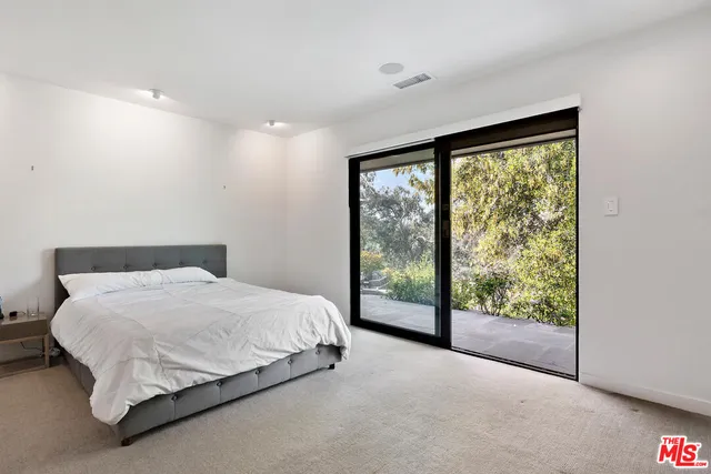 $23,000 | 3035 Lake Glen Drive, Beverly Hills, CA 90210