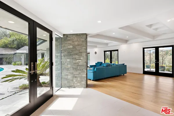 $23,000 | 3035 Lake Glen Drive, Beverly Hills, CA 90210