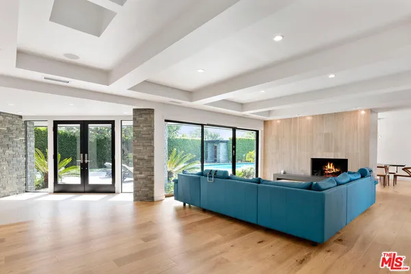 $23,000 | 3035 Lake Glen Drive, Beverly Hills, CA 90210