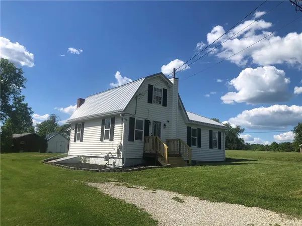 $127,500 | 40 Salem Avenue, New Salem, PA 15468