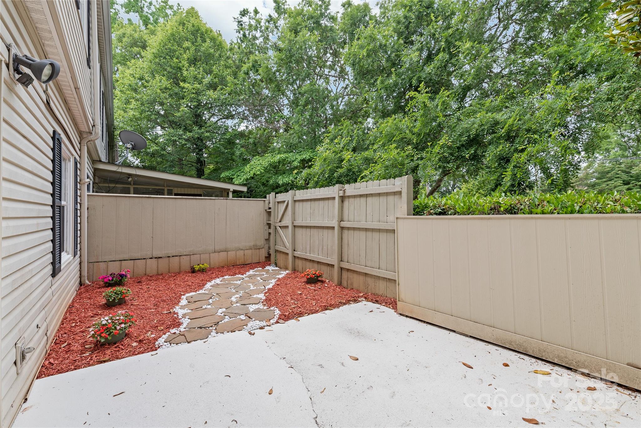 5949 Quail Hollow Road, Unit E Charlotte, NC 28210 - Photo 25 of 27