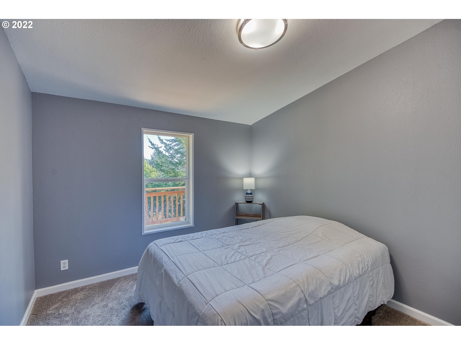 69886 Stage Road North Bend, OR 97459 - Photo 18 of 29 Gallery Image 18