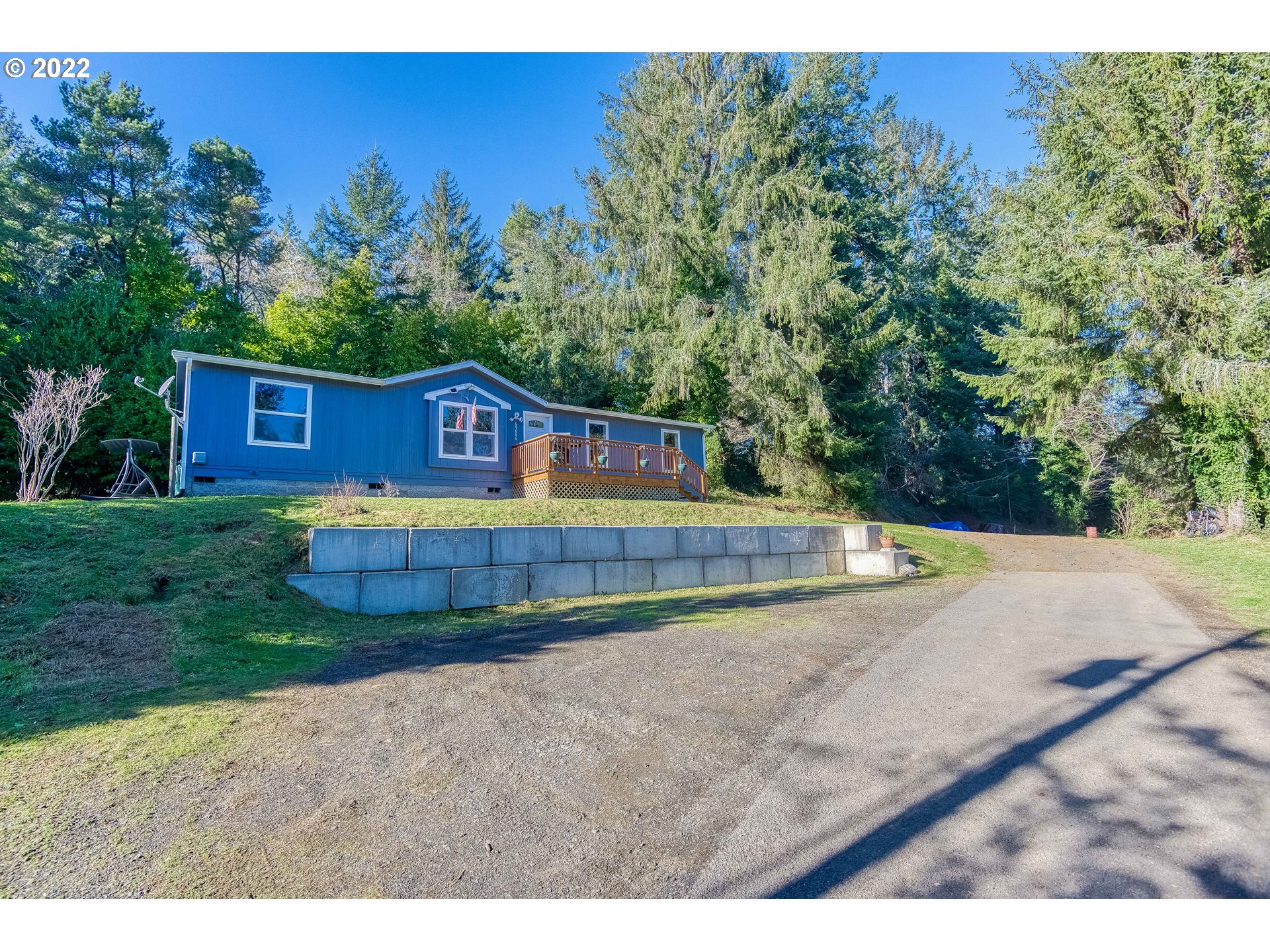 69886 Stage Road North Bend, OR 97459 - Photo 2 of 29 Gallery Image 2