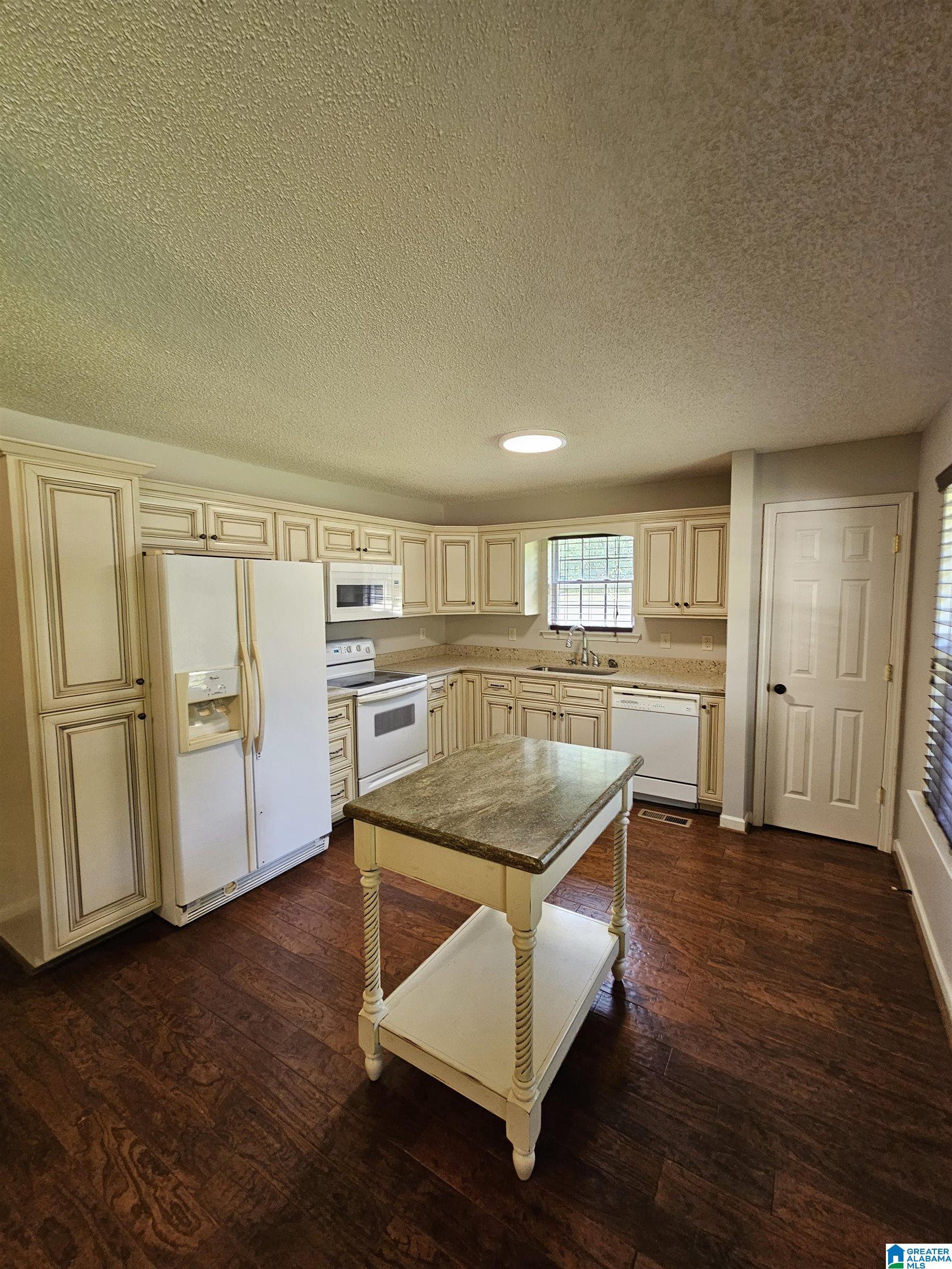 6320 Mays Bend Road Pell City, AL 35128 - Photo 2 of 16