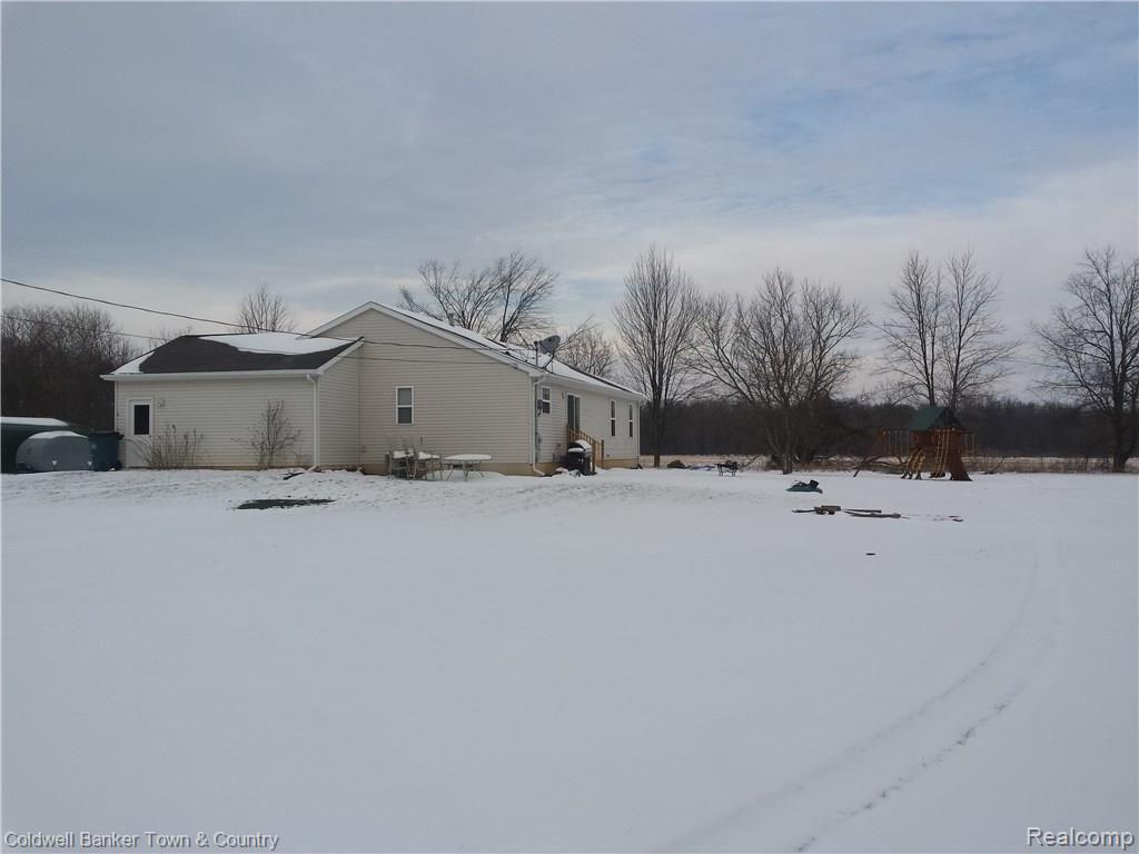 10662 Converse Road Fowlerville, MI 48836 - Photo 5 of 22