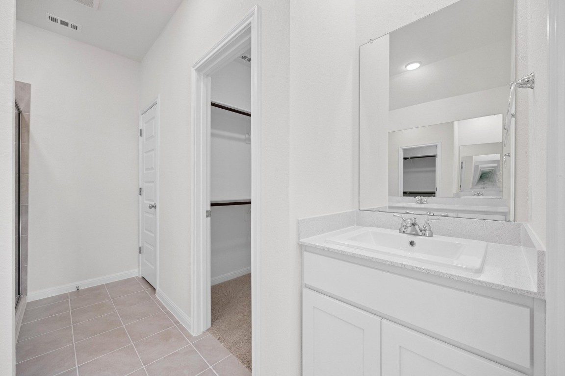 256 Bendecido Loop Elgin, TX 78621 - Photo 16 of 34