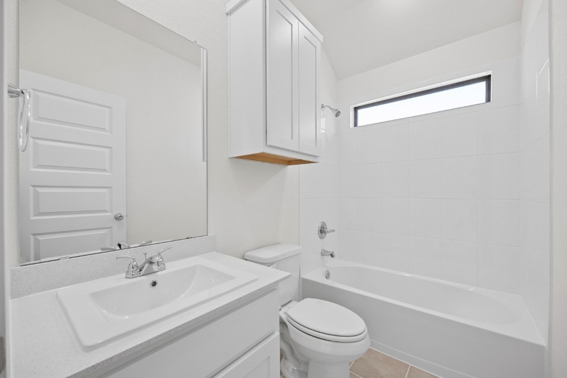 256 Bendecido Loop Elgin, TX 78621 - Photo 23 of 34