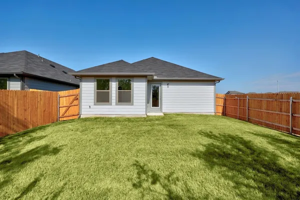 $299,975 | 256 Bendecido Loop, Elgin, TX 78621