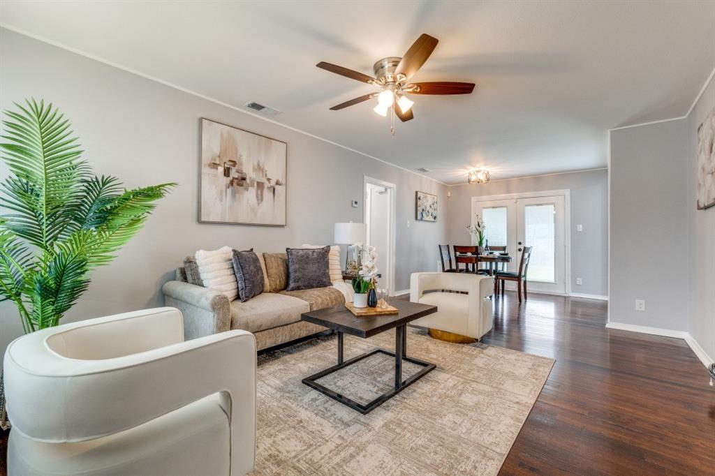 2736 Rolinda Drive Dallas, TX 75211 - Photo 2 of 12