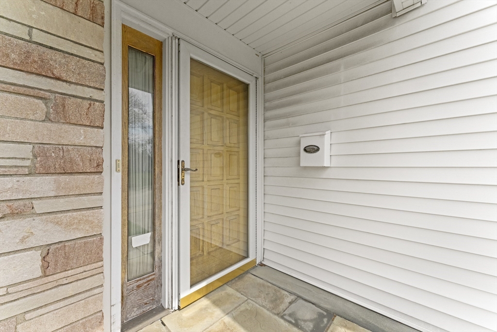 84 Cynthia Road Newton, MA 02459 - Photo 3 of 12
