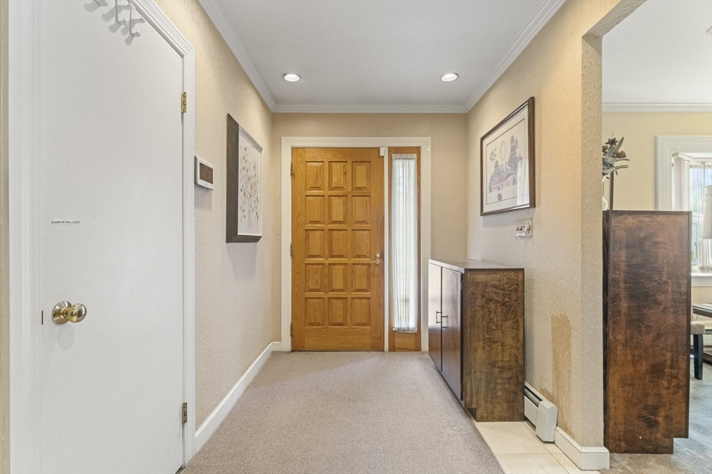 84 Cynthia Road Newton, MA 02459 - Photo 4 of 12