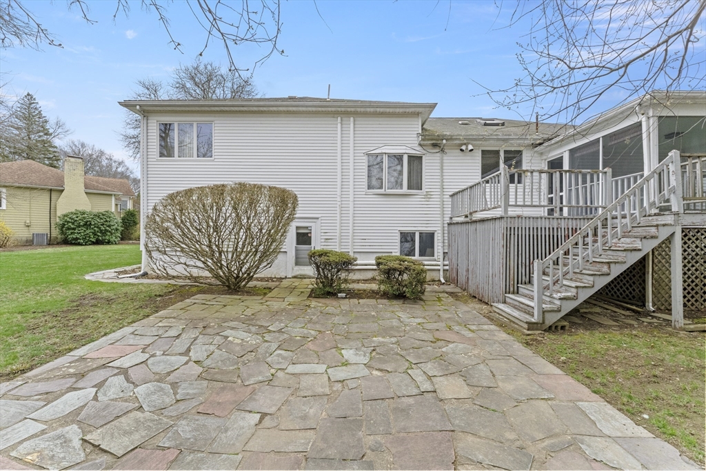 84 Cynthia Road Newton, MA 02459 - Photo 8 of 12