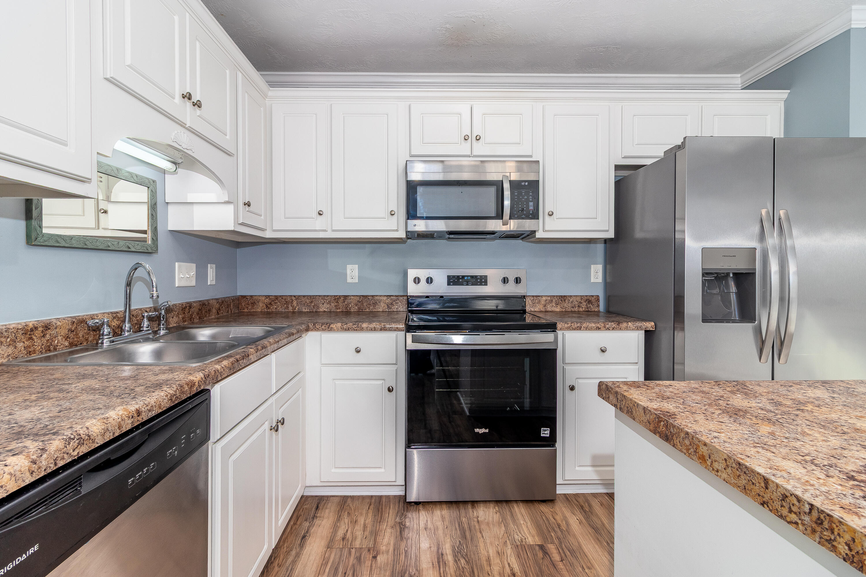 848 Bryan Circle Grovetown, GA 30813 - Photo 3 of 20 848 BRYAN CIR. ©--7