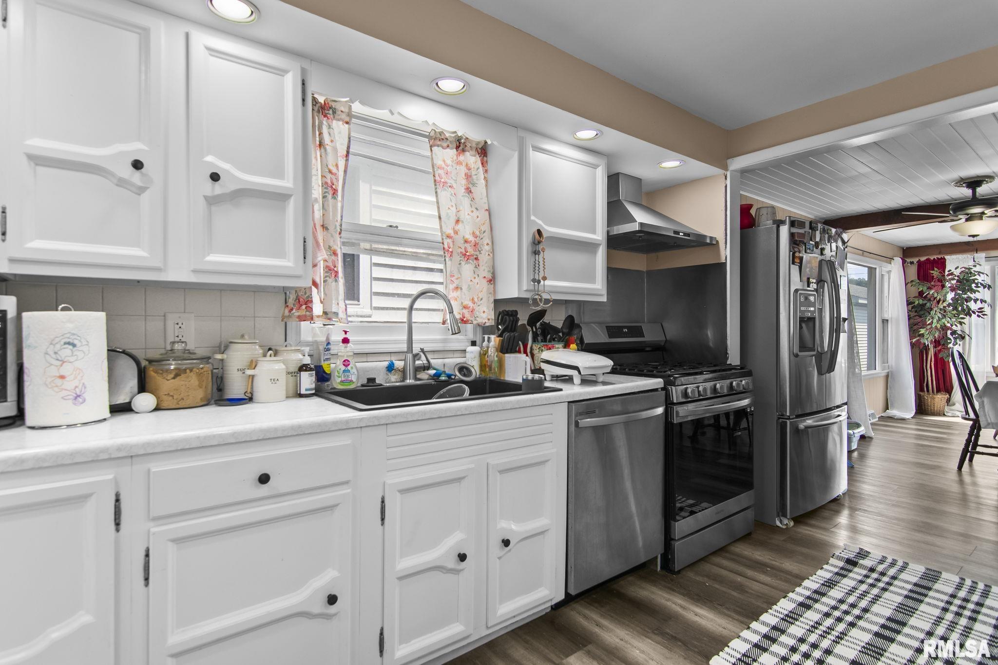 1812 East Converse Street Springfield, IL 62702 - Photo 8 of 41 Gallery Image 8