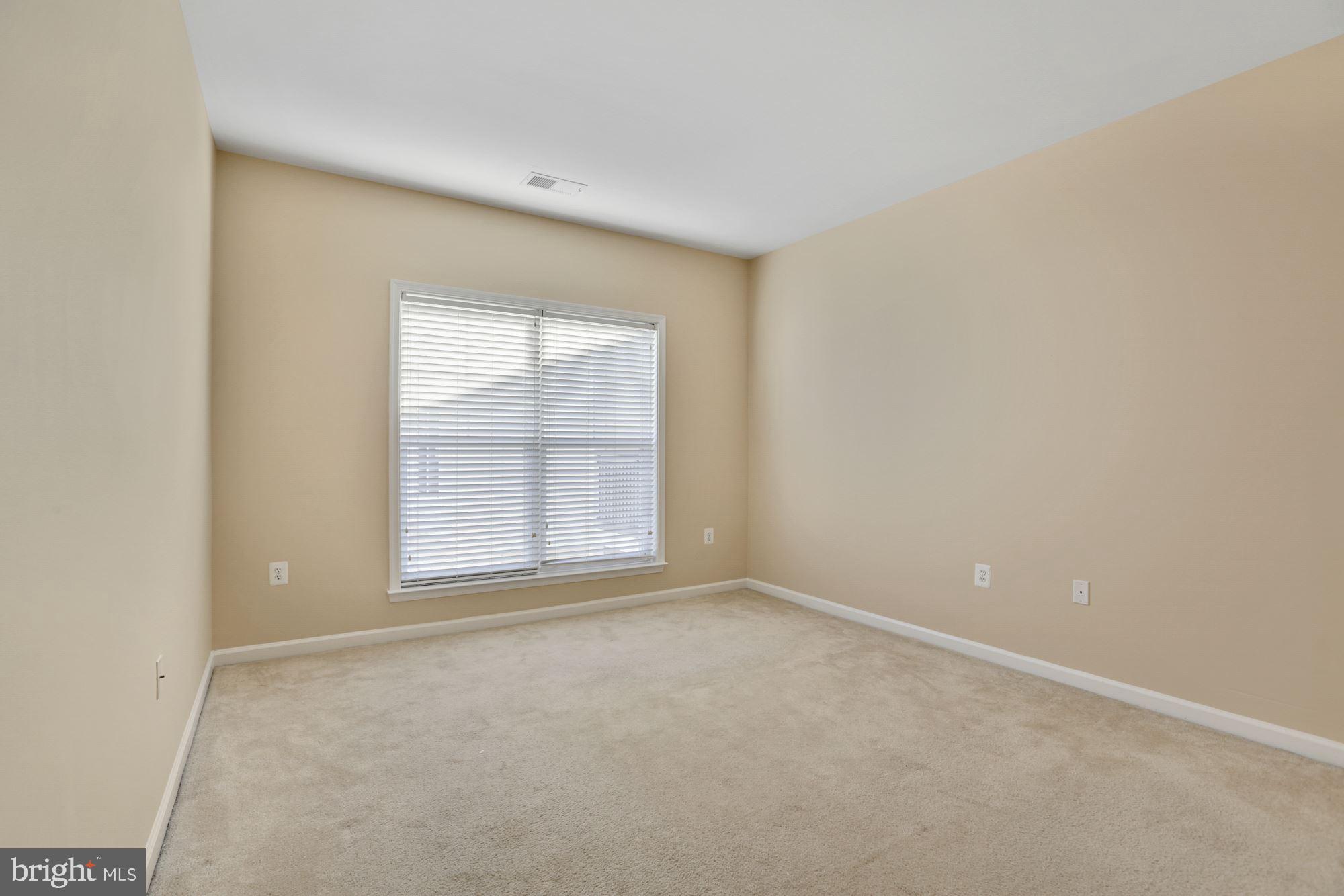 3830 Lightfoot Street, Unit 427 Chantilly, VA 20151 - Photo 12 of 37