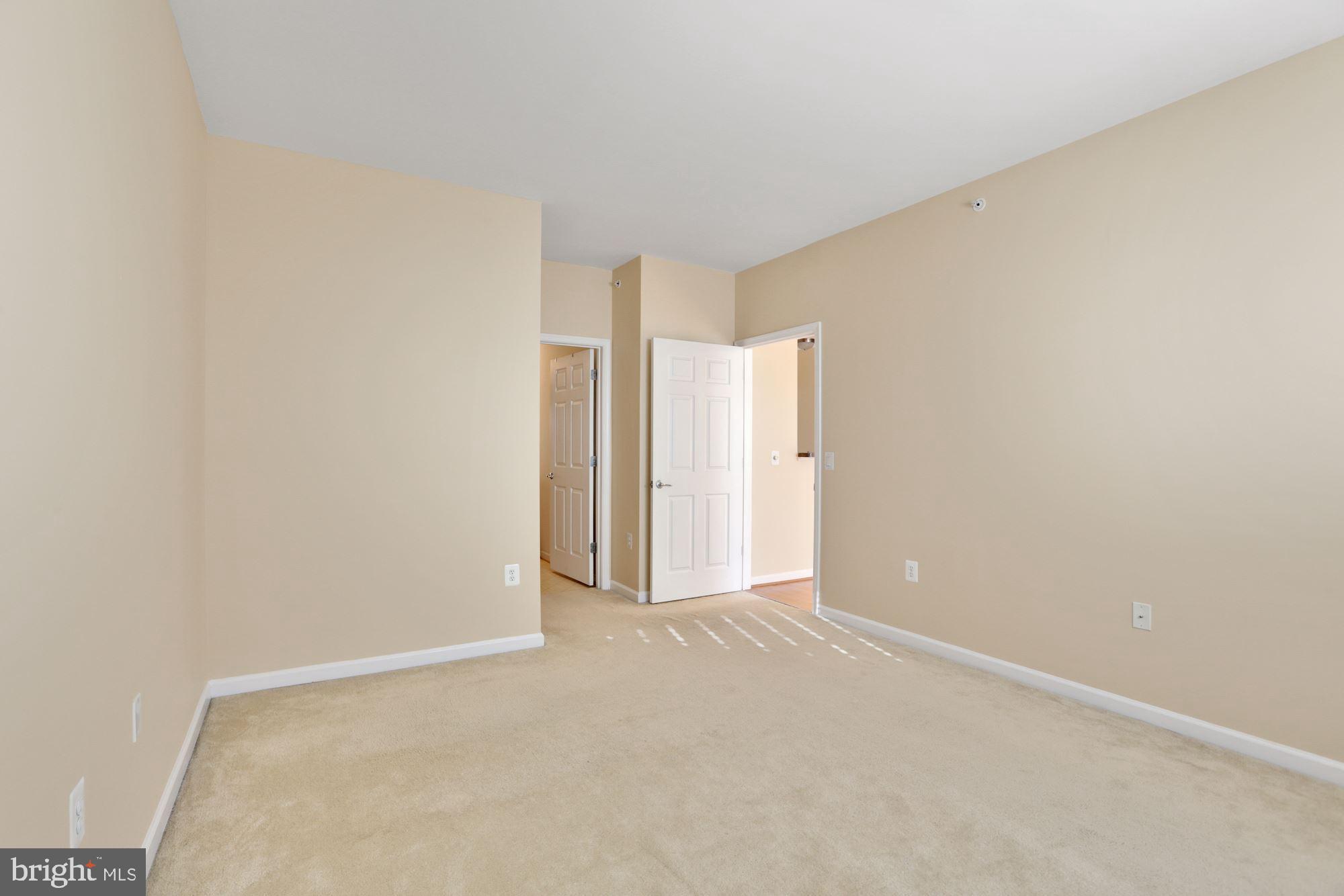 3830 Lightfoot Street, Unit 427 Chantilly, VA 20151 - Photo 14 of 37