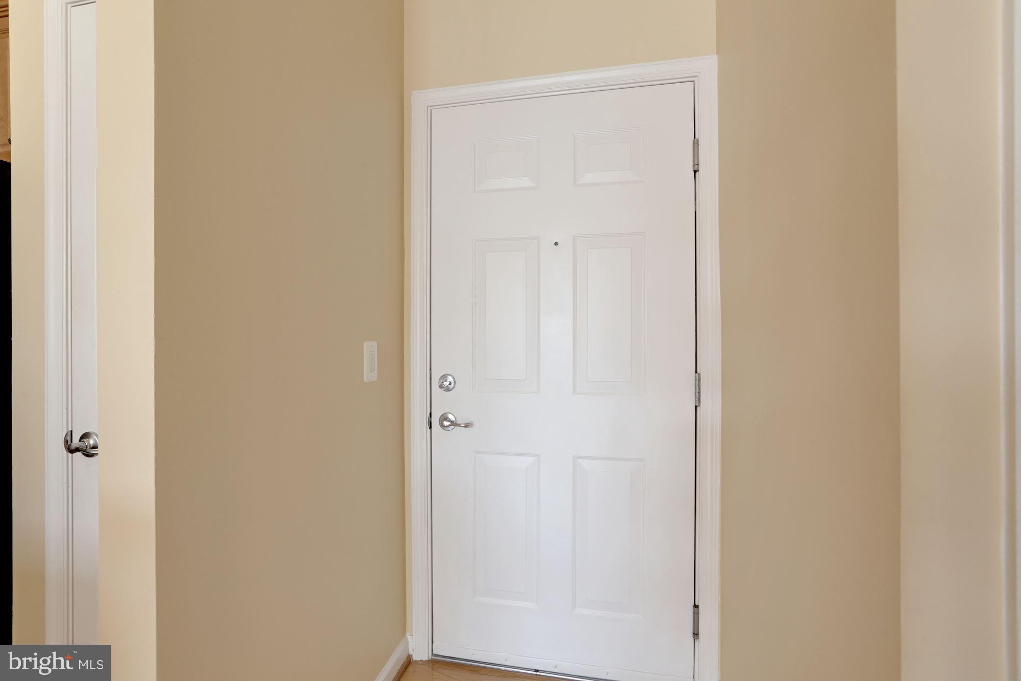 3830 Lightfoot Street, Unit 427 Chantilly, VA 20151 - Photo 3 of 37