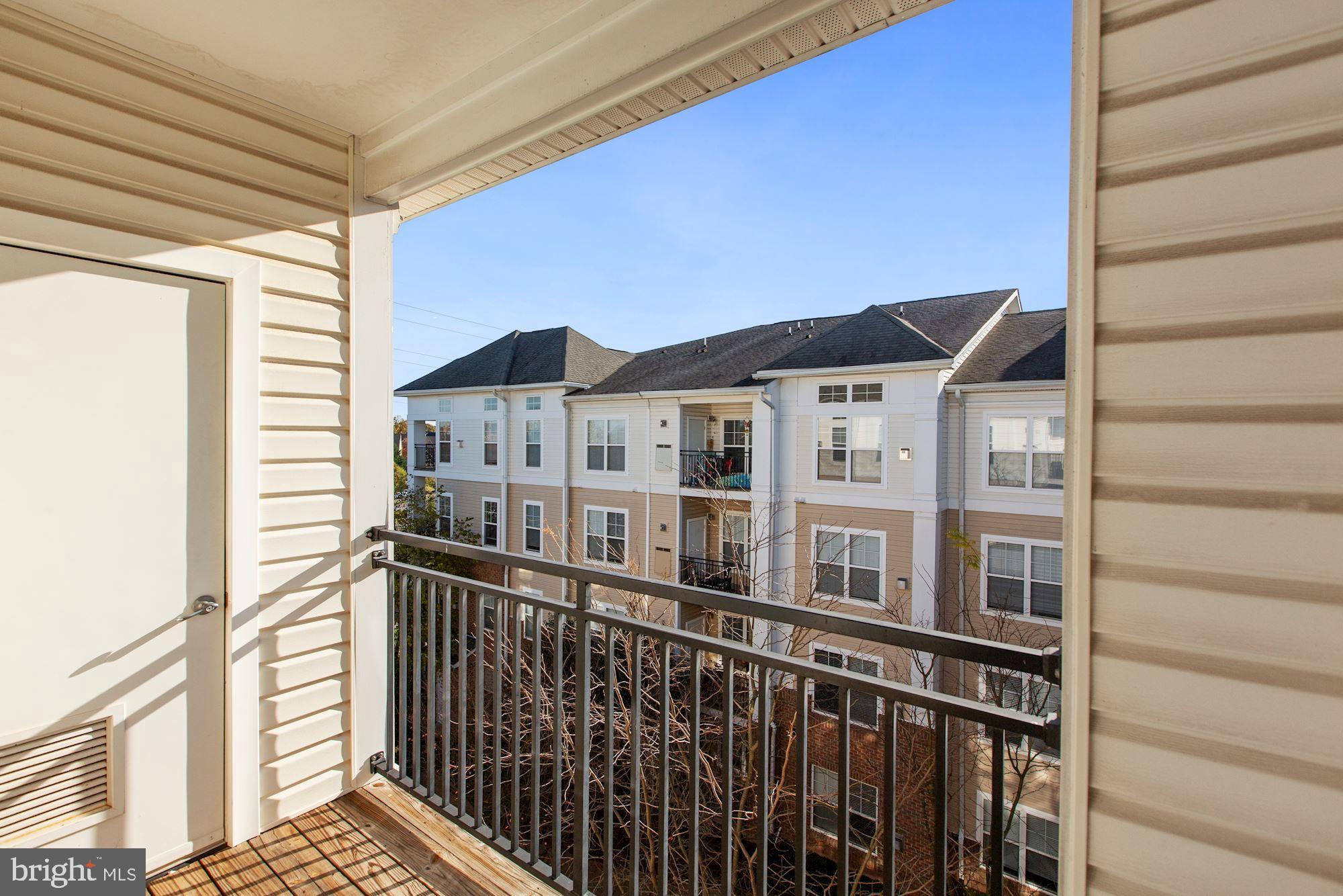 3830 Lightfoot Street, Unit 427 Chantilly, VA 20151 - Photo 23 of 37