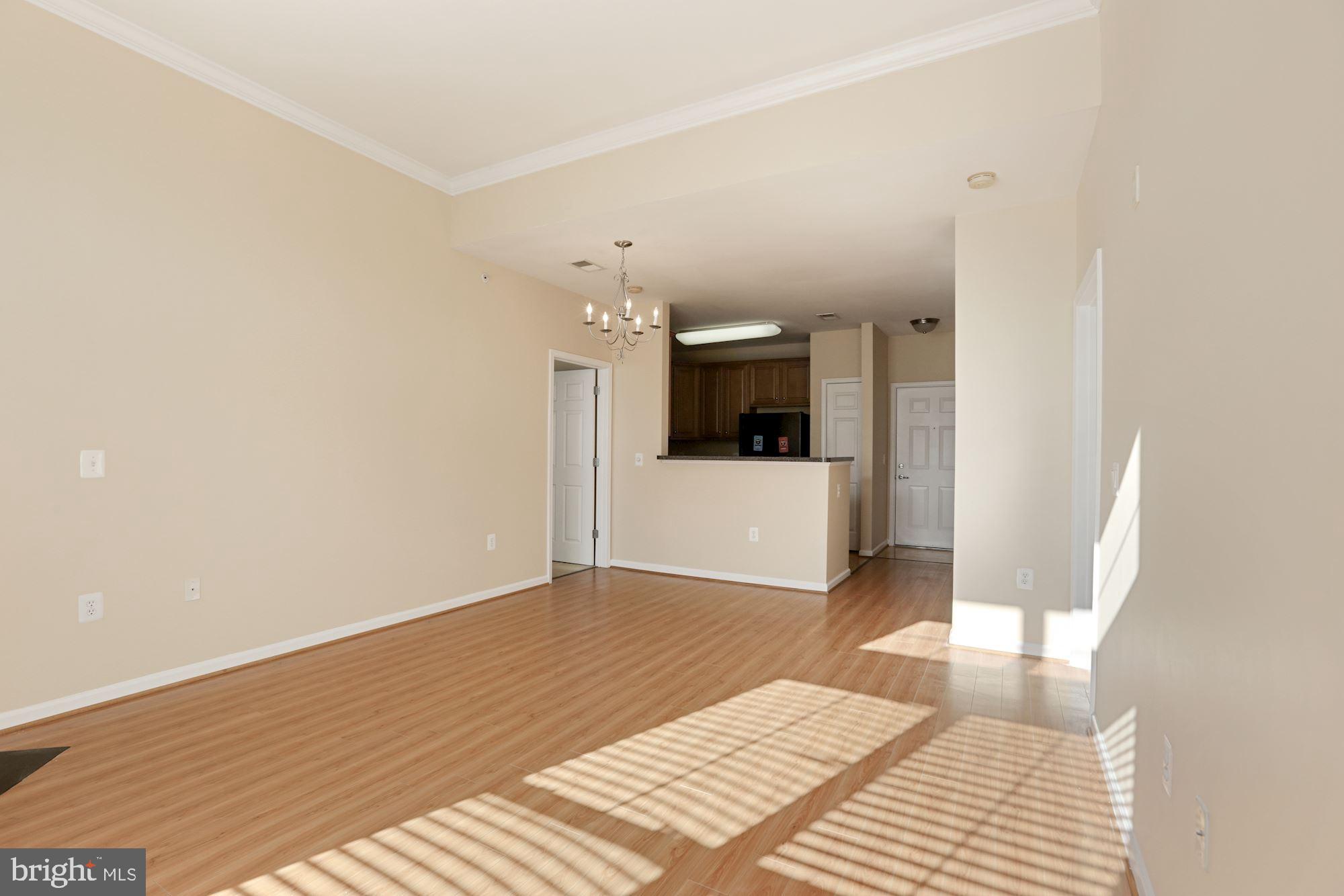 3830 Lightfoot Street, Unit 427 Chantilly, VA 20151 - Photo 6 of 37