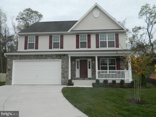105 B Homewood Road Linthicum, MD 21090 - Photo 4 of 33 This photo is of a like house.