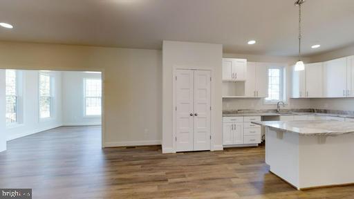 105 B Homewood Road Linthicum, MD 21090 - Photo 6 of 33 This photo is of a like house.