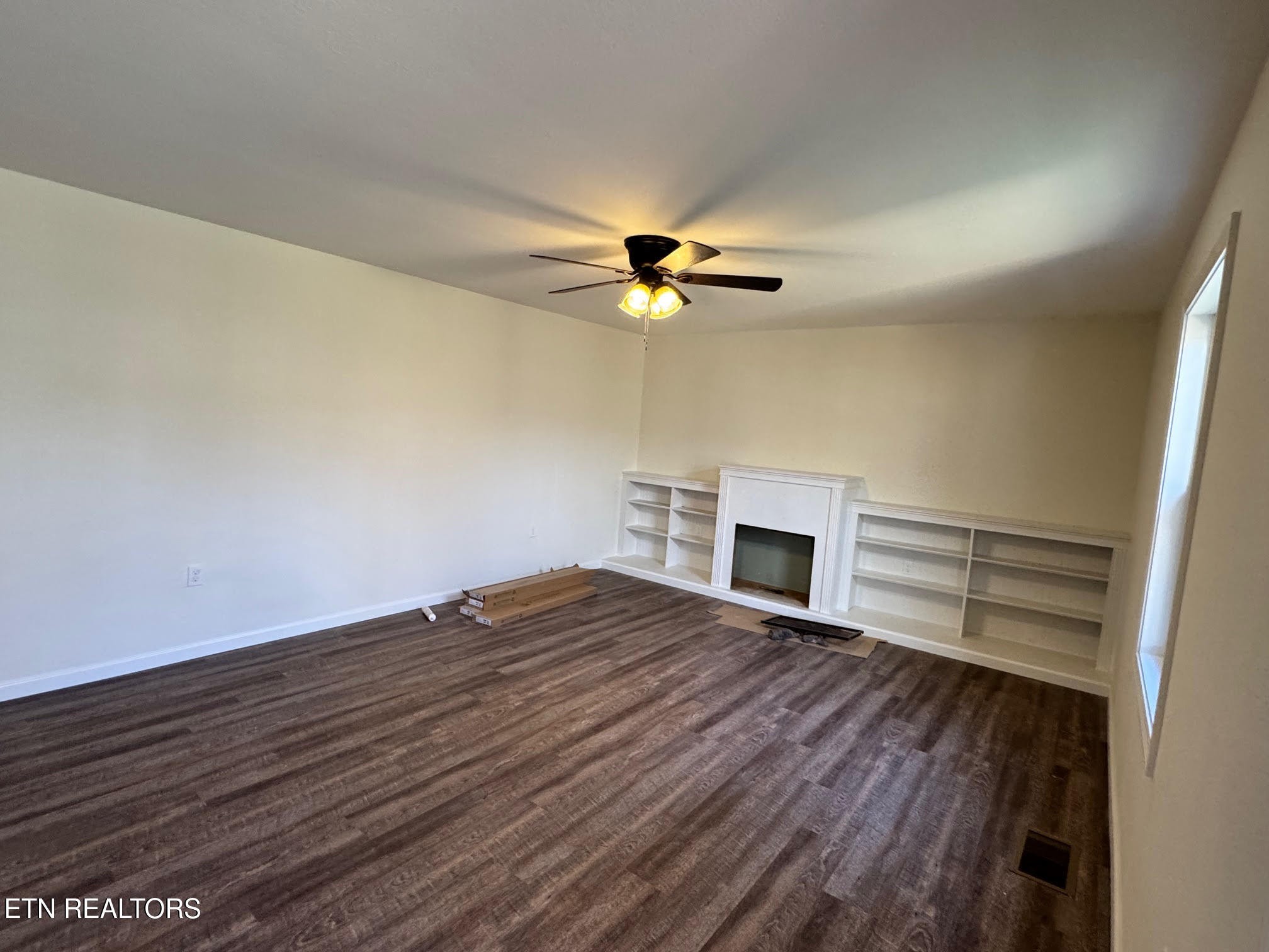 2506 Rugby Pike Jamestown, TN 38556 - Photo 12 of 24