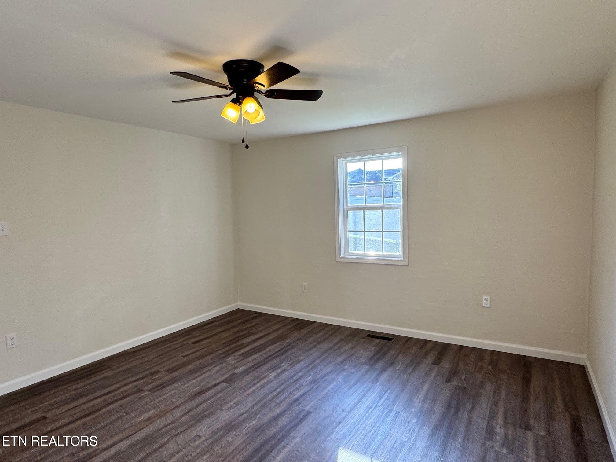 2506 Rugby Pike Jamestown, TN 38556 - Photo 18 of 24