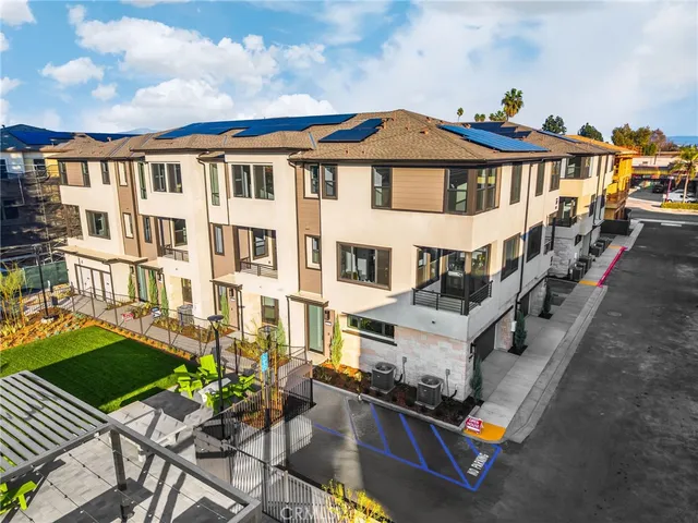 $769,990 | 109 South Laxore Street, Unit 306, Anaheim, CA 92804