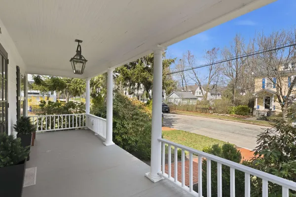 $5,000 | 198 Linden Street, Manchester, NH 03104