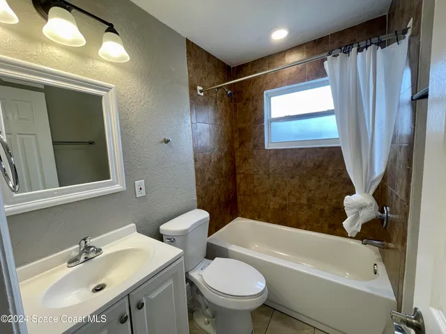 $2,000 | 2684 Pepper Avenue, Melbourne, FL 32935