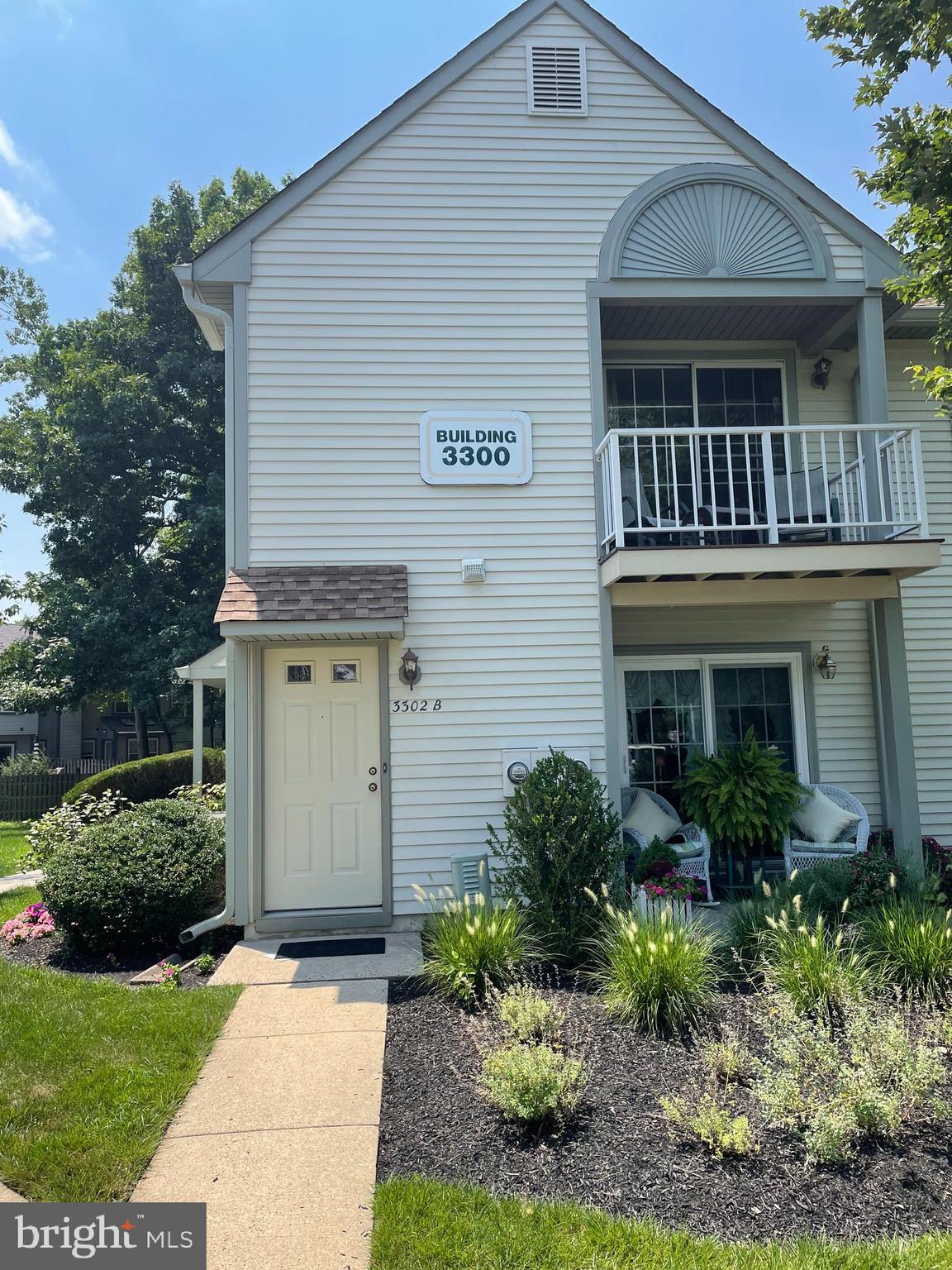 front view of house with a yard