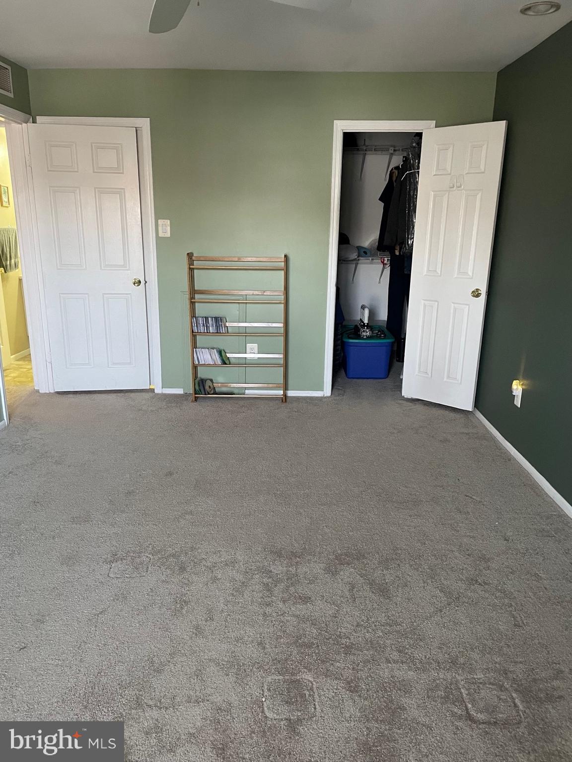 3302 B Ramsbury Court Mount Laurel, NJ 08054 - Photo 6 of 7 an empty room with closet and windows