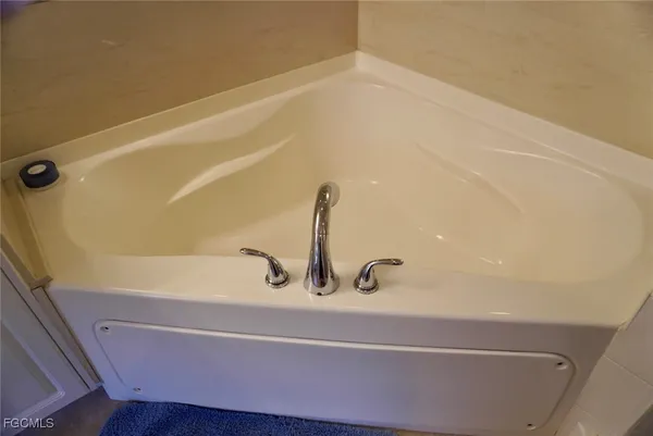 a close view of sink