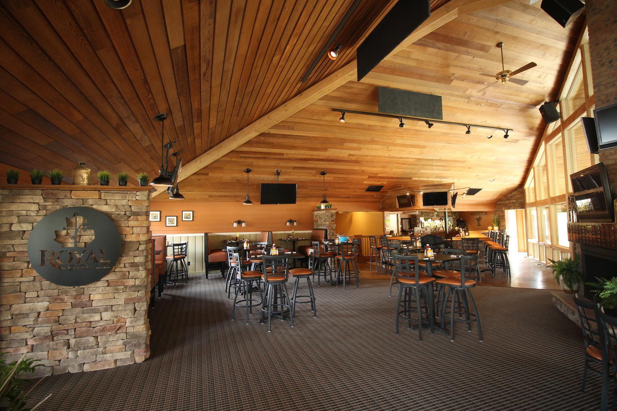 6718 Beechnut Ridge Canadian Lakes, MI 49346 - Photo 10 of 13 empty-restuarant