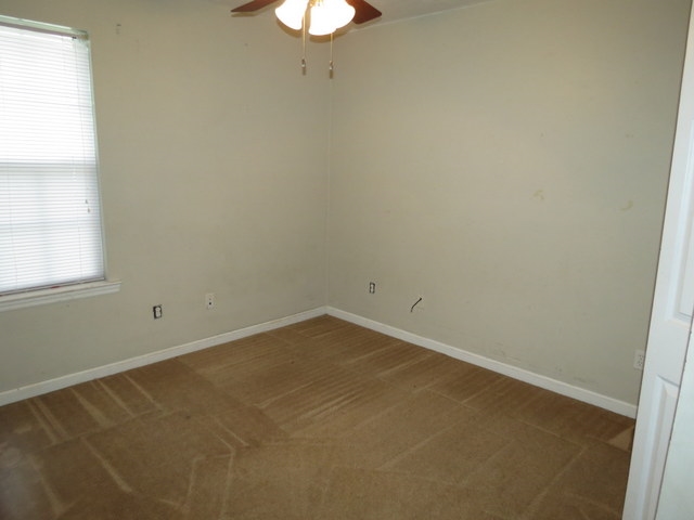 4281 Ridge Haven Road Tallahassee, FL 32305 - Photo 17 of 22