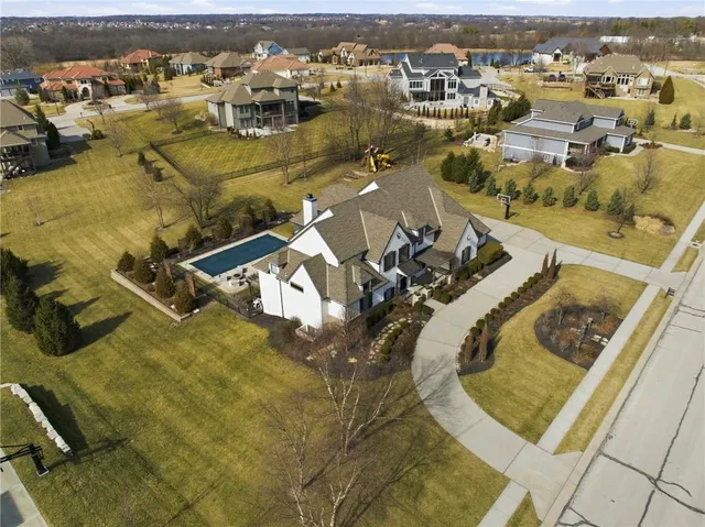 $1,525,000 | 10516 North Hedges Avenue, Kansas City, MO 64157