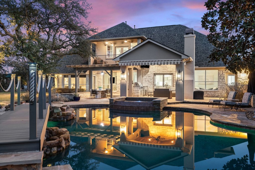 7916 Crandall Road Austin, TX 78739 - Photo 1 of 40