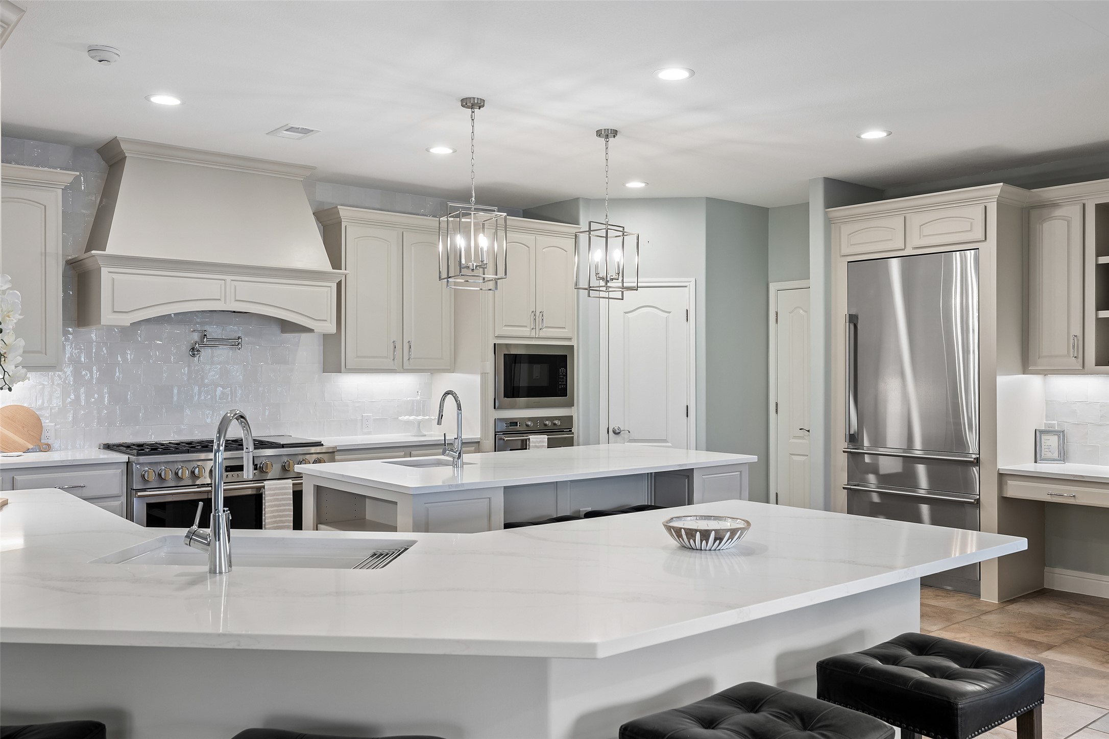 7916 Crandall Road Austin, TX 78739 - Photo 9 of 40