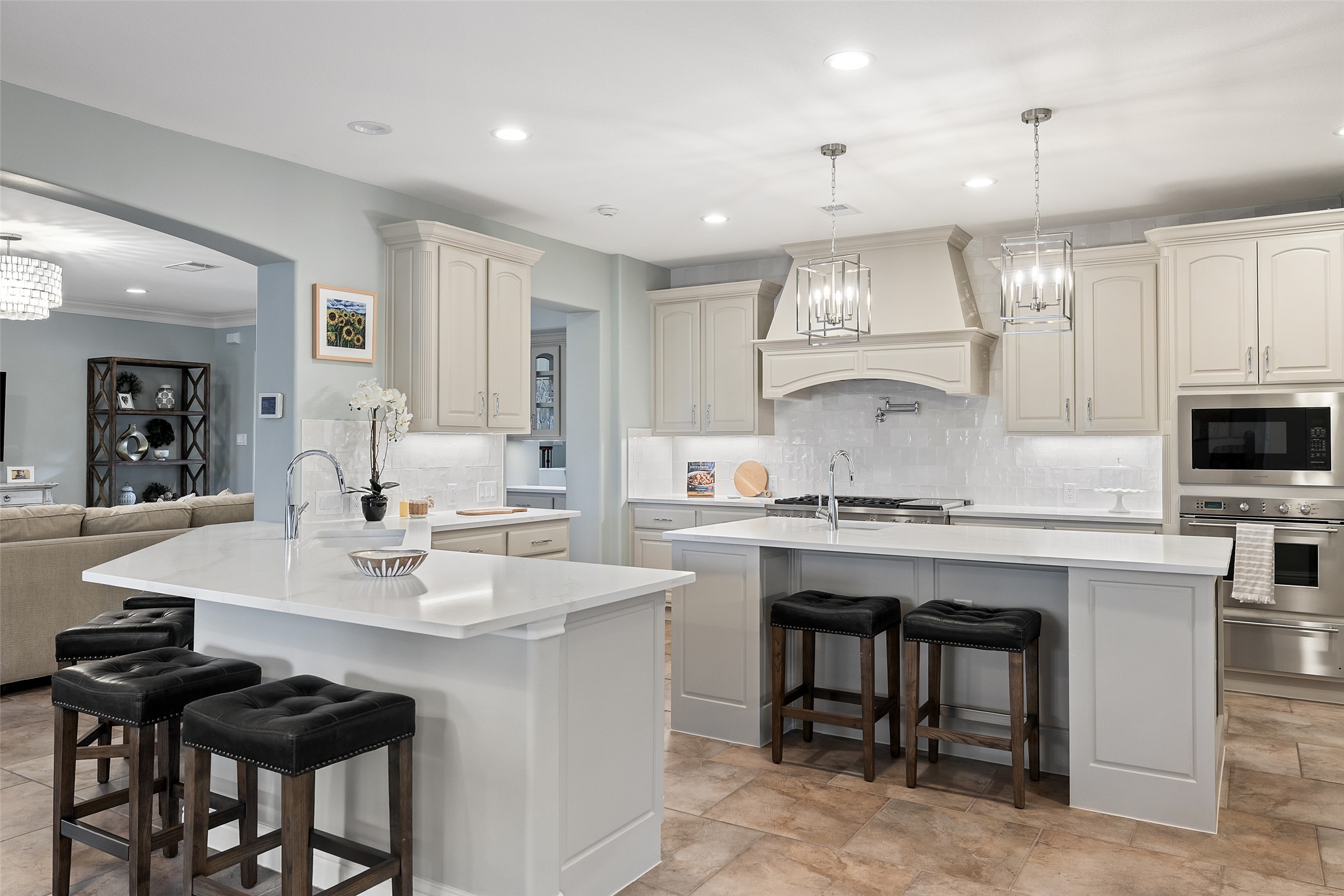 7916 Crandall Road Austin, TX 78739 - Photo 10 of 40