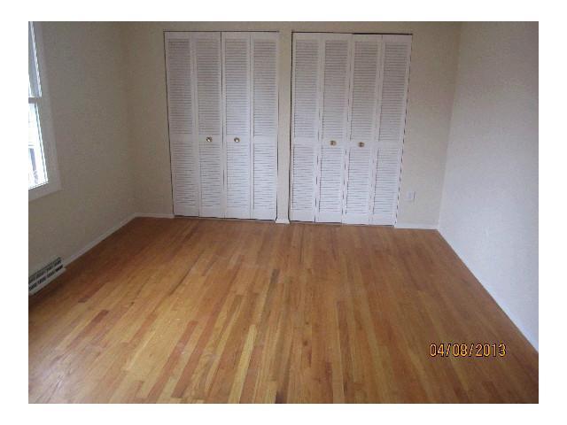 1409 Greenock Road Columbus, OH 43228 - Photo 11 of 14 Gallery Image 11