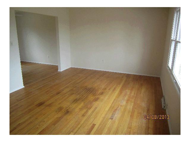 1409 Greenock Road Columbus, OH 43228 - Photo 2 of 14 Gallery Image 2