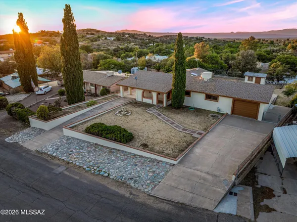 $299,000 | 860 West La Osa Street, Oracle, AZ 85623