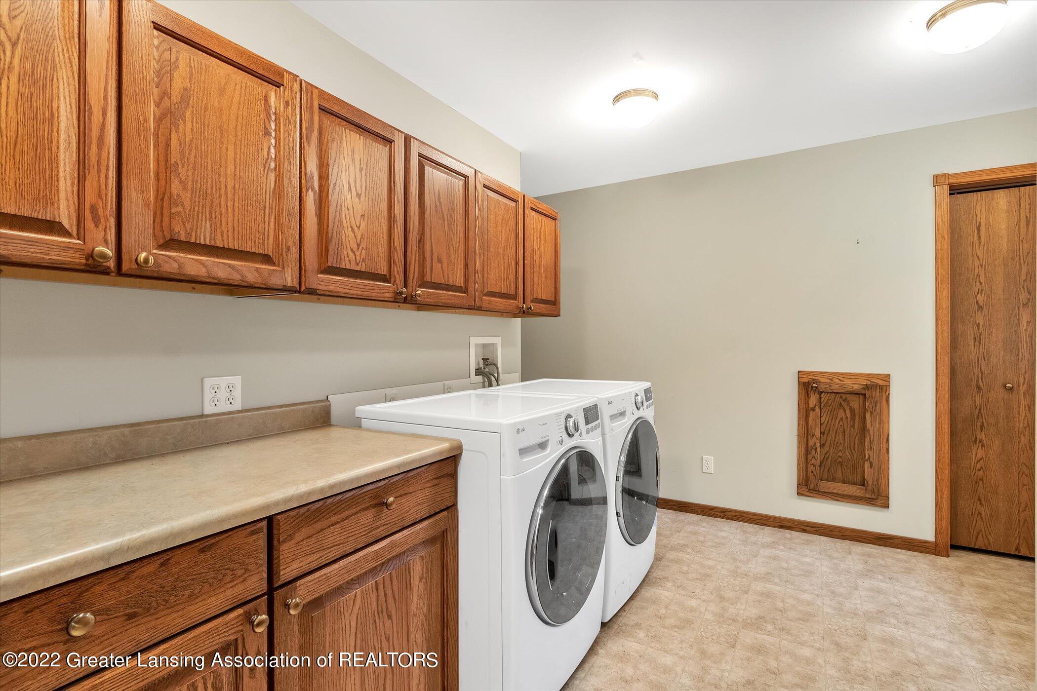 800 East Frost Road Williamston, MI 48895 - Photo 34 of 65 32-800-E-Frost-WindowStill-Real-Estate-P