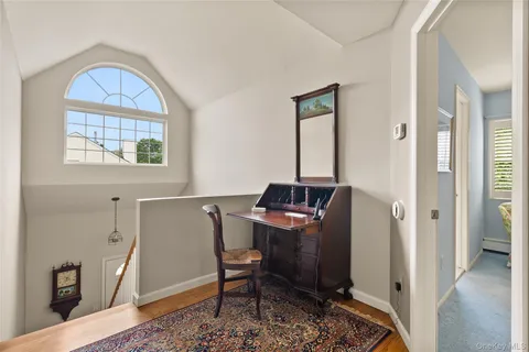 $849,000 | 31 Joyces Way, Bay Shore, NY 11706