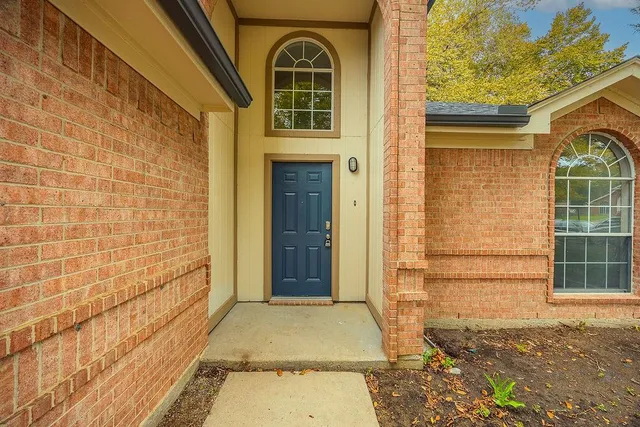 $2,800 | 907 Yellowstone Drive, Mansfield, TX 76063