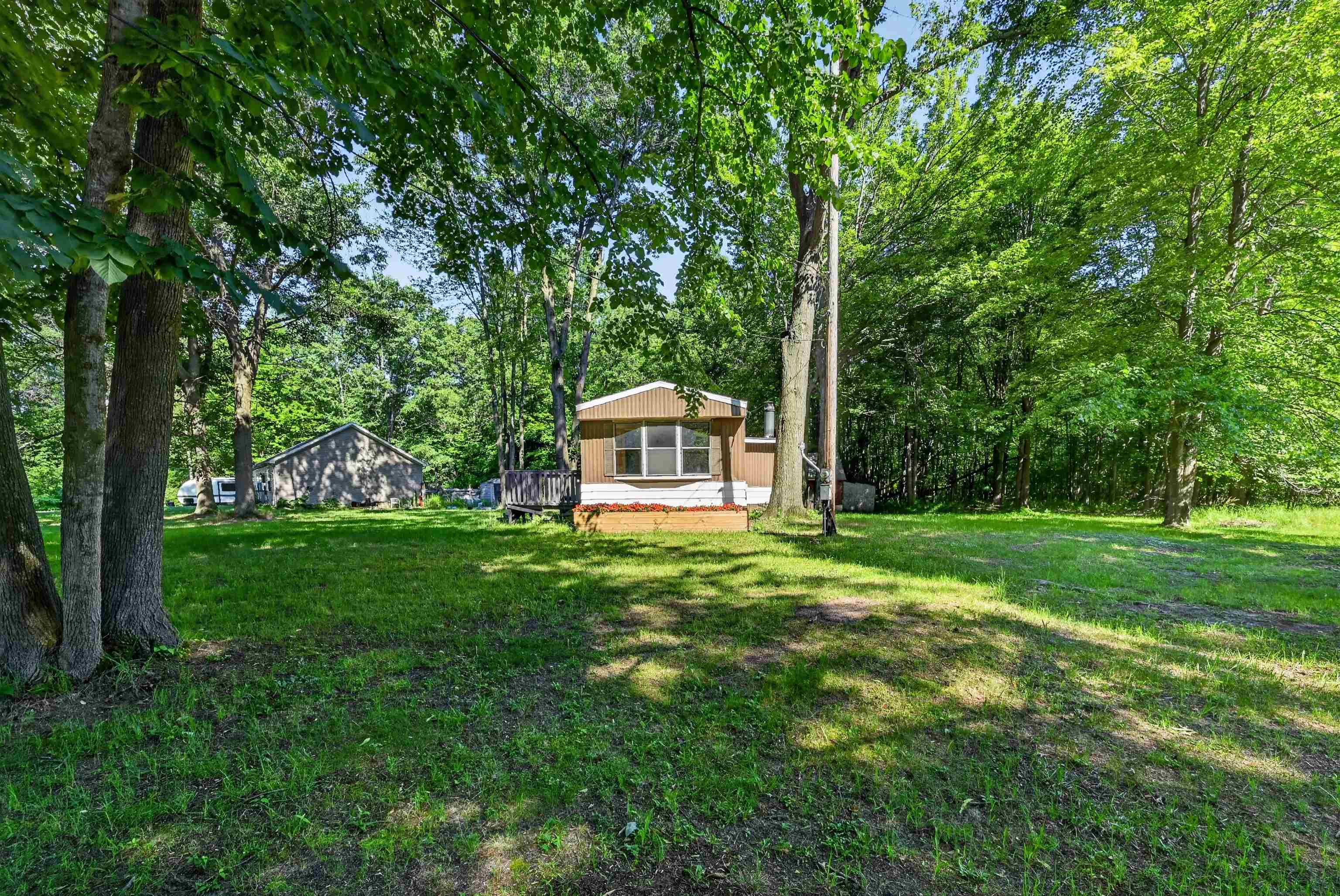 249 East Bradford Road Midland, MI 48640 - Photo 42 of 66